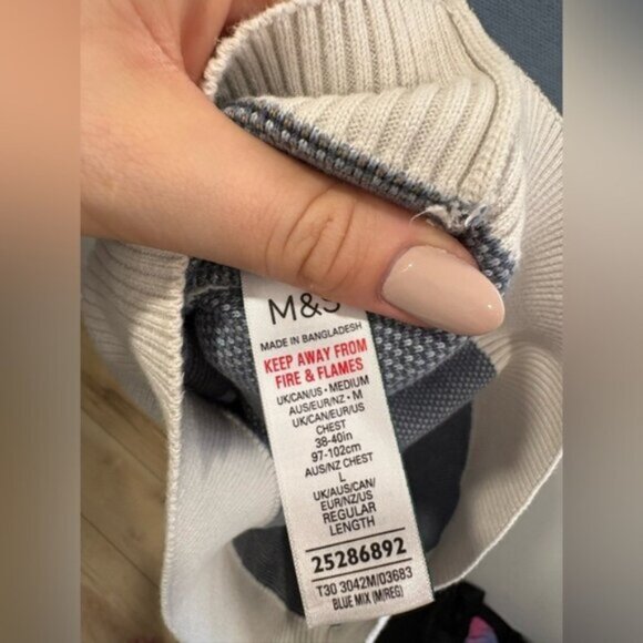 NWOT-Marks & Spencer BEAR Christmas Jumper, Blue mix - Picture 5 of 7